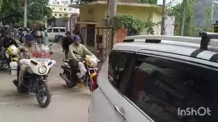 भभुआ: भभुआ में मोहर्रम पर्व के अवसर पर एसडीएम व एसडीपीओ के नेतृत्व में निकाली गई बाइक रैली