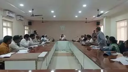భీమవరం: కలెక్టర్ చదలవాడ నాగరాణి అధ్యక్షతన జిల్లా పరిశ్రమలు మరియు ఎగుమతుల ప్రోత్సాహక కమిటీ సమావేశం