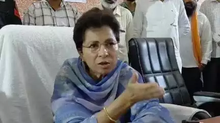 सिरसा: पंचायत भवन में सांसद ने भाजपा सरकार पर कसा तंज, कहा- धरातल पर नहीं हो रहा काम