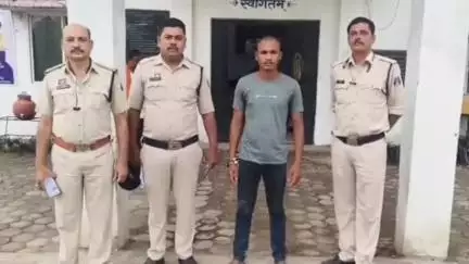 बिलासपुर: बिलासपुर के हिर्री थाना क्षेत्र में उपसरपंच ने युवती से घर में अकेले पाकर किया रेप, पुलिस ने आरोपी को किया गिरफ्तार