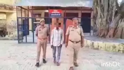 कासगंज: 14 साल की नावालिग किशोरी ने पिता पर छेड़छाड़ कर दुष्कर्म करने का प्रयास का आरोप लगाया, पुलिस ने आरोपी को गिरफ्तार किया