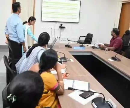 పెద్దపల్లి: క్యాన్సర్ వ్యాధి వ్యాధి నియంత్రణకు ప్రణాళిక బద్ధంగా పనిచేయాలని అన్నారు జిల్లా కలెక్టర్ కోయ శ్రీహర్ష