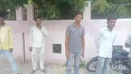 पलिया: बिजुआ गांव में बाइक सवार युवक को कार ने मारी टक्कर, इलाज के दौरान युवक की हुई मौत