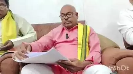 धमतरी: धमतरी जिले में आदिवासियों की जमीनों को नियम विरुद्ध बेचने का आरोप, सर्व आदिवासी समाज ने कार्रवाई की मांग की