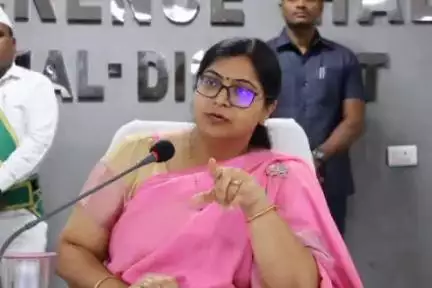 నిర్మల్: జిల్లాలో ఇందిరా సౌర గిరిజన వికాస పథకంను విజయవంతంగా, పారదర్శకంగా అమలు చేయాలి: కలెక్టర్ అభిలాష అభినవ్