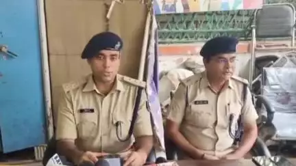 पटना ग्रामीण: आलमगंज थाना क्षेत्र से 5 किलो मादक पदार्थ के साथ 2 अभियुक्त गिरफ्तार, पटना सीटी SDPO अतुलेश झा ने दी जानकारी