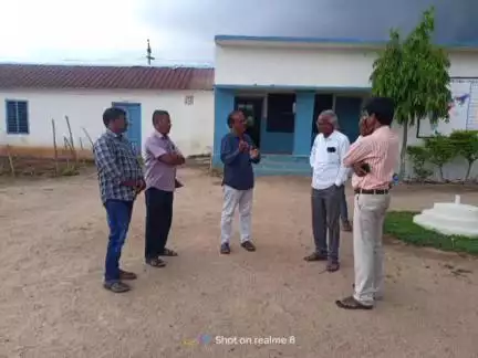 నిర్మల్: లక్ష్మణచాంద మండలం పీచర గ్రామంలోని ప్రభుత్వ ఉన్నత పాఠశాలను తనిఖీ చేసిన జిల్లా విద్యాశాఖ అధికారి రామారావు