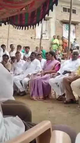 పాపన్నపేట్: మాజీ దేవస్థానం కమిటీ సభ్యులు టిఆర్ఎస్ నాయకులు కిష్టయ్య భౌతిక కాలానికి పుష్పాంజలు కట్టించి నివాళులర్పించిన మాజీ ఎమ్మెల్యే