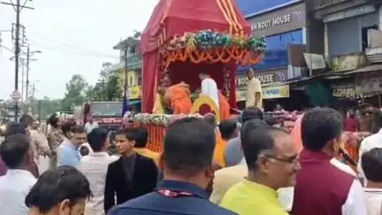 डिंडौरी: डिंडौरी शहर में पहली बार जगन्नाथ रथ यात्रा का आयोजन, भारी बारिश में श्रद्धालुओं ने खींचा रथ
