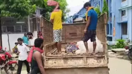 बेगूसराय: बेगूसराय में अपराधियों ने सोते हुए एक बुजुर्ग व्यक्ति पर त्रिशूल से हमला कर की हत्या, जांच में जुटी पुलिस