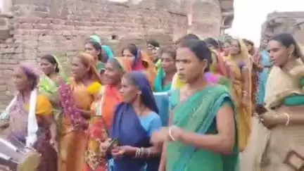 अरियरी: प्रखंडो में विशेष गहन पुनरीक्षण अभियान, जीविका दीदियों ने संभाली जागरूकता की कमान