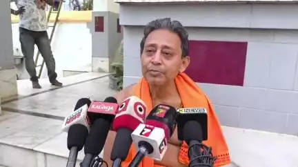 ବାରିପଦା ମ୍ୟୁନିସିପାଲଟି: ୨ୟ ଶ୍ରୀକ୍ଷେତ୍ର ବାରିପଦାର ରାଧାମୋହନ ମନ୍ଦିର ଠାରେ ରାଜ ରାଜେଶ୍ୱର ଅବତାରରେ ତିନିଠାକୁର; ବରିଷ୍ଠ ପୂଜକ ଦେଲେ ପ୍ରତିକ୍ରିୟା