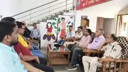 राजपुर: मुहर्रम त्यौहार को लेकर राजपुर थाना परिसर में शांति समिति की बैठक आयोजित हुई