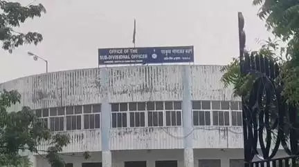 ক্যানিং ১: বৃষ্টি হলেই ক্যানিং এস ডি ও অফিসে আসার আগে একবার ভাবুন, জানুন আসল কারণ #jansamasya
