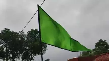 गांडेय के मुस्लिम बाहुल्य गांवों के इमामबाड़ों में मुहर्रम की सप्तमी पर मोहम्मदिया निशान खड़ा किया गया