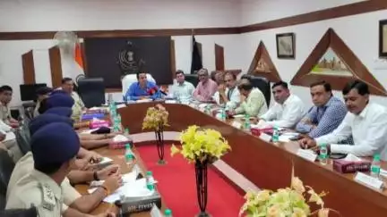 खिलचीपुर: नीमच में नारकोटिक्स की अफीम नीति 2025-26 के सुझावों के लिए खिलचीपुर विधायक प्रतिनिधि सलाहकार समिति की बैठक में शामिल