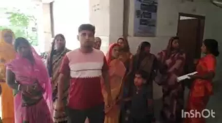 पटोरी: पटोरी अनुमंडलीय अस्पताल में बंध्याकरण ऑपरेशन में लापरवाही का आरोप, परिजनों ने किया हंगामा