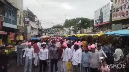 विदिशा नगर: मोहर्रम में दिखी हिंदू-मुस्लिम एकता, निकाली गई चादर