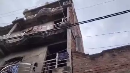 कानपुर: गुजैनी में हाई टेंशन लाइन की चपेट में आया परिवार, बच्ची की मौत, मां गंभीर हालत में उर्सला अस्पताल में भर्ती