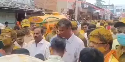 ಗೋಕಾಕ: ಪಟ್ಟಣದಲ್ಲಿ ಲಕ್ಷ್ಮೀ ದೇವಿಯ ದರ್ಶನ ಪಡೆದ ಜಿಲ್ಲಾ ಉಸ್ತುವಾರಿ ಸಚಿವ ಸತೀಶ ಜಾರಕಿಹೊಳಿ