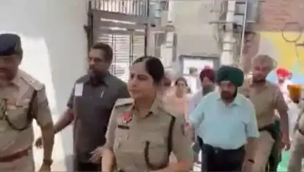 ਖੰਨਾ: ਐਸਐਸਪੀ ਖੰਨਾ ਦੀ ਅਗਵਾਈ  ਵਿੱਚ ਖੰਨਾ ਵਿਖੇ ਯੁੱਧ ਨਸ਼ਿਆਂ ਵਿਰੁੱਧ ਤਹਿਤ ਕੀਤੀ ਗਈ ਪਬਲਿਕ ਮੀਟਿੰਗ