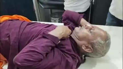 जमुआ: बेंगाबाद टोल गेट के पास टोटो पलटने से जमुआ के महेंद्र पांडे घायल, पैर टूटा, अस्पताल में इलाज जारी