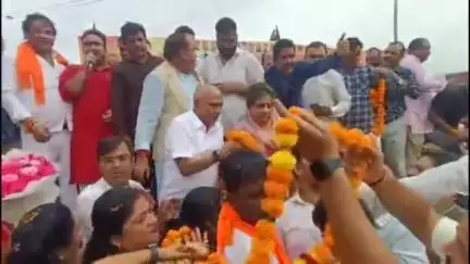 देवास: भाजपा के नवागत प्रदेश अध्यक्ष हेमंत खंडेलवाल देवास बायपास से हुए रवाना, कार्यकर्ताओं ने किया भव्य स्वागत