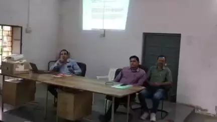 बूंदी: मतदाता सूची शुद्धिकरण के लिए बूंदी और तालेड़ा में आयोजित हुआ बीएलओ प्रशिक्षण