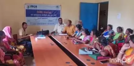 रानीश्वर: रानीश्वर बीडीओ श्री राजेश कुमार सिन्हा ने धनभाषा पंचायत सचिवालय में वित्तीय साक्षरता कार्यक्रम में भाग लिया