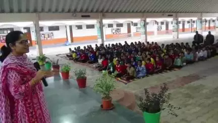 प्रतापगढ़: जिला कलेक्टर ने पीएमश्री जवाहर नवोदय विद्यालय बसेड़ा का किया निरीक्षण, दिए आवश्यक दिशा निर्देश