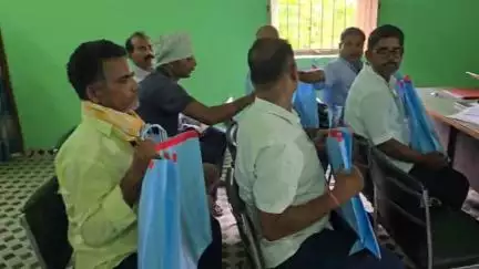 बनमा इटहरी: सहरसा: डीडीसी ने बनमा ईटहरी प्रखंड कार्यालय में बीडीओ व अन्य को दिए आवश्यक दिशा निर्देश