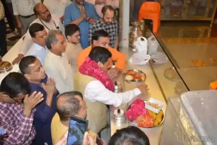 सुजानगढ़: केन्द्रीय मंत्री सर्बानंद सोनोवाल सालासर पहुंचे, बालाजी मंदिर में दर्शन कर पूजा-अर्चना की