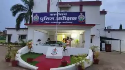 नारायणपुर: अबूझमाड़ के ग्राम कोडलियार में संचार क्रांति, मोबाइल सेवा शुरू, जियो टावर से ग्रामीणों में खुशी की लहर