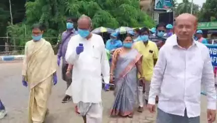 দাসপুর ১: কমুক প্লাস্টিকের ব্যবহার নাহলে ভবিষ্যৎ অন্ধকার এই বার্তাকে সামনে দাসপুর এলাকায় প্রচার BDO