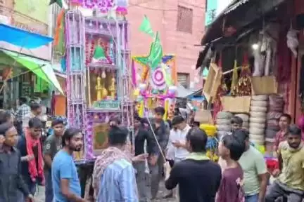 सहावर: अमांपुर कस्बे में निकला अलम का जुलूस