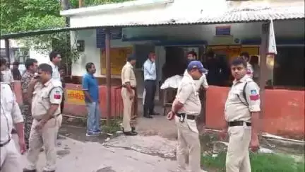 कोलगंवा थाने में पदस्थ प्रधान आरक्षक की ड्यूटी के दौरान हार्ट अटैक से मौत, शव परिजनों को सुपुर्द