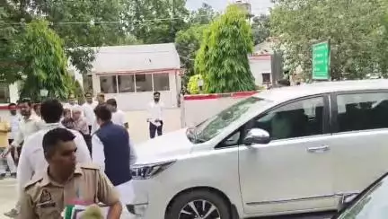 सहारनपुर: पुलिस लाइन पहुंचे कांग्रेस सांसद इमरान मसूद, कहा- हर साल की तरह मुस्लिम करेंगे कांवड़ यात्रा की सेवा