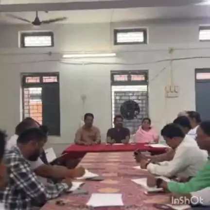 बालोद: तहसील कार्यालय बालोद के सभाकक्ष में आयोजित हुई सड़क सुरक्षा समिति की बैठक
