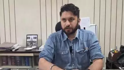 मंडी: आपदा प्रभावित थुनाग से सुरक्षित निकाले हॉर्टिकल्चर कॉलेज के 92 छात्र-छात्राएं: उपायुक्त अपूर्व देवगन
