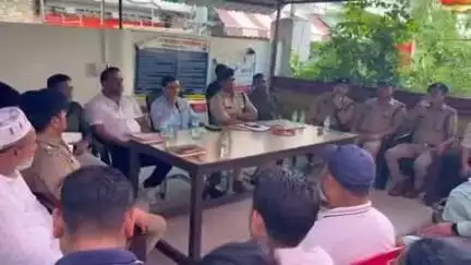 जसपुर: कोतवाली परिसर में मोहर्रम के पर्व को लेकर आयोजित की गई बैठक