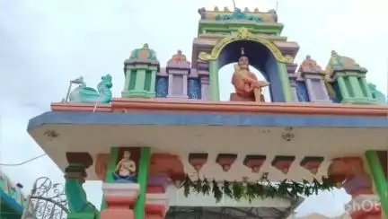 జగిత్యాల: జిల్లా కేంద్రంలోని కృష్ణానగర్ శ్రీ షిరిడి సాయిబాబా మందిరంలో గురువారం సాయి సచ్చరిత్ర పారాయణం