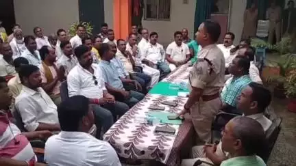 गोड्डा: मुफस्सिल थाना में शांति समिति की बैठक संपन्न, सौहार्दपूर्ण वातावरण बनाए रखने पर विचार-विमर्श