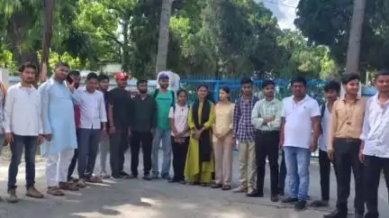 मधेपुरा: बीएनएमयू: BCA रिटोटलिंग रिजल्ट में गड़बड़ी पर छात्रों ने कुलपति को सौंपा मांग पत्र