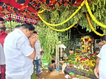 గంగరాజు పోడు శ్రీ గంగమ్మ తల్లి ఆలయంలో చాటి ముద్దలు కార్యక్రమం