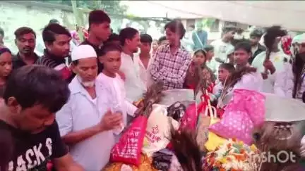 বর্ধমান ১: মহরম উপলক্ষ্যে শহর বর্ধমানের ভেড়িখানা এলাকা থেকে জাতি ধর্ম নির্বিশেষে বের হল কাশেদের দল, উপস্থিত বিধায়ক