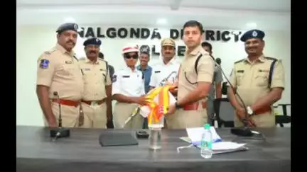 నల్గొండ: వర్షాకాలం నేపథ్యంలో పట్టణ ప్రజలకు ట్రాఫిక్ సమస్యలు తలెత్తకుండా ట్రాఫిక్ పోలీసులు సమర్థవంతంగా విధులు నిర్వహించాలి: ఎస్పీ