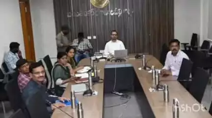 భూపాలపల్లి: జిల్లాలో టీబీ క్షయ వ్యాధిని సమూలంగా నిర్మూలించేందుకు స్క్రీనింగ్ పరీక్షలు ముమ్మరం చేస్తాం: కలెక్టర్ రాహుల్ శర్మ