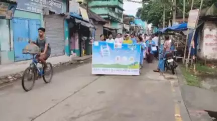 মথুরাপুর ২: প্লাস্টিক বর্জন করতে মথুরাপুর দু'নম্বর ব্লক পঞ্চায়েত সমিতির উদ্যোগে কাশিনগরে সচেতনামূলক মিছিল, উপস্থিত বিধায়ক