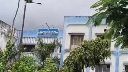 চাপড়া: চাপরায় কলেজের প্রিন্সিপালকে মারধরের অভিযোগ তৃণমূল নেতার ভাইয়ের বিরুদ্ধে