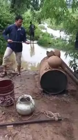 ଜୟପୁର: ନିଳାଗୁଡା ଜଙ୍ଗଲରେ ଅବକାରୀ ଚଢାଉ, ମାଫିଆ ଚମ୍ପଟ